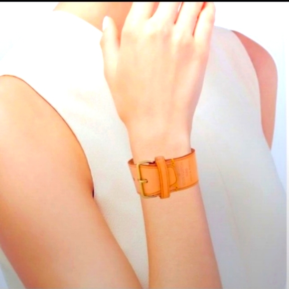 Louis Vuitton Handbags - Louis Vuitton Wrist Bag Handler